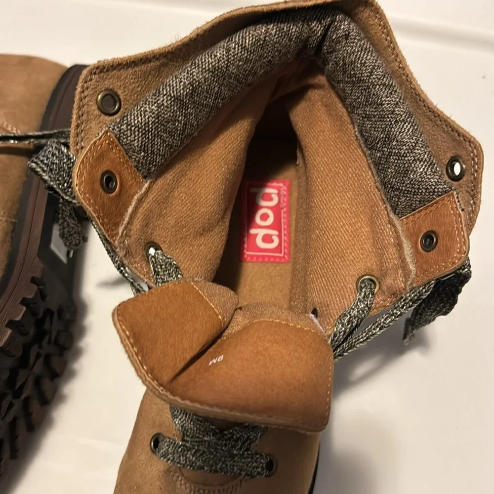 Women’s POP Tania Tan Faux Suede Tweed Collar Lace Up Boots Size 9 NWT